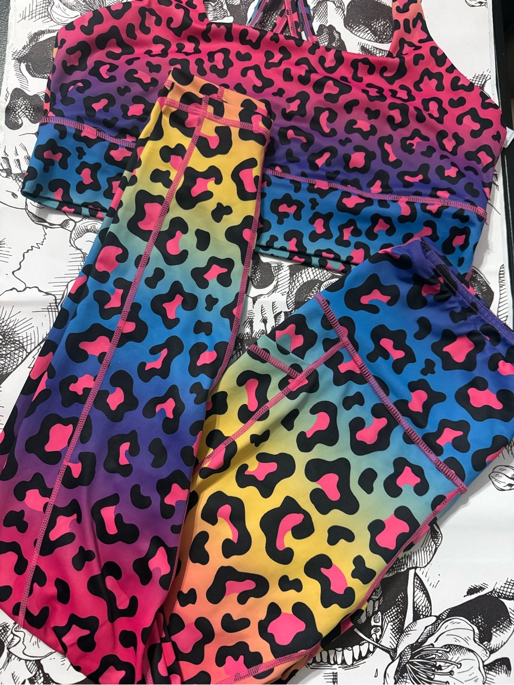 Constantly Varied Gear Neon Leopard Active Set in Blue, Pink, Black